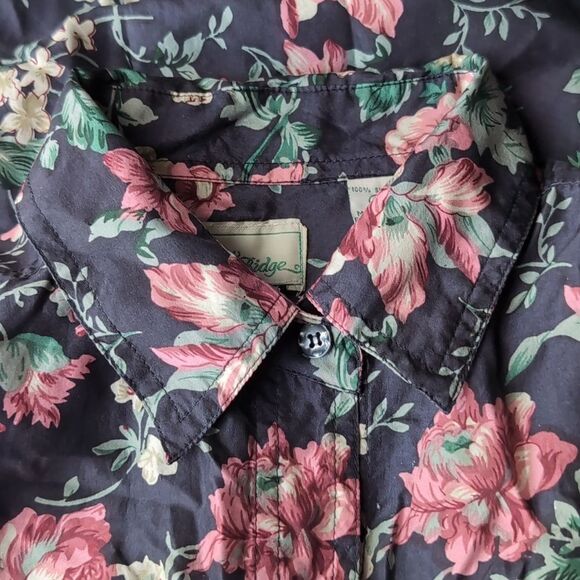 Willow Ridge 💯 silk Oversized Floral Wild Rose Flowy Button Down Shirt Size S - Picture 5 of 9